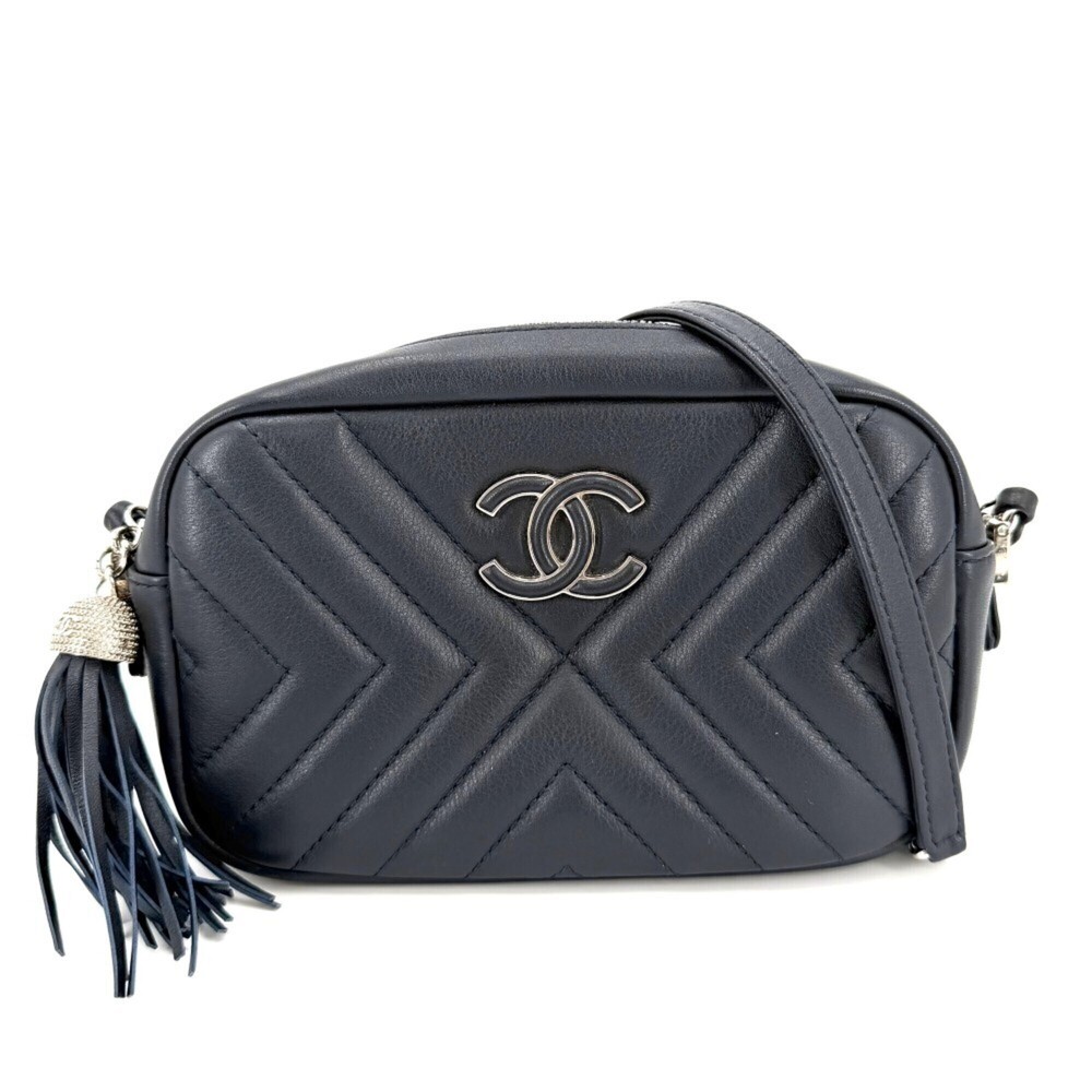 CHANEL Bag - Picture 1 of 7